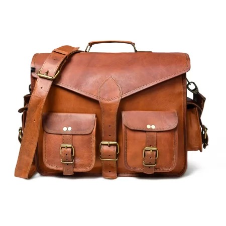 Front view of a laptop messenger bag with 4 pockets